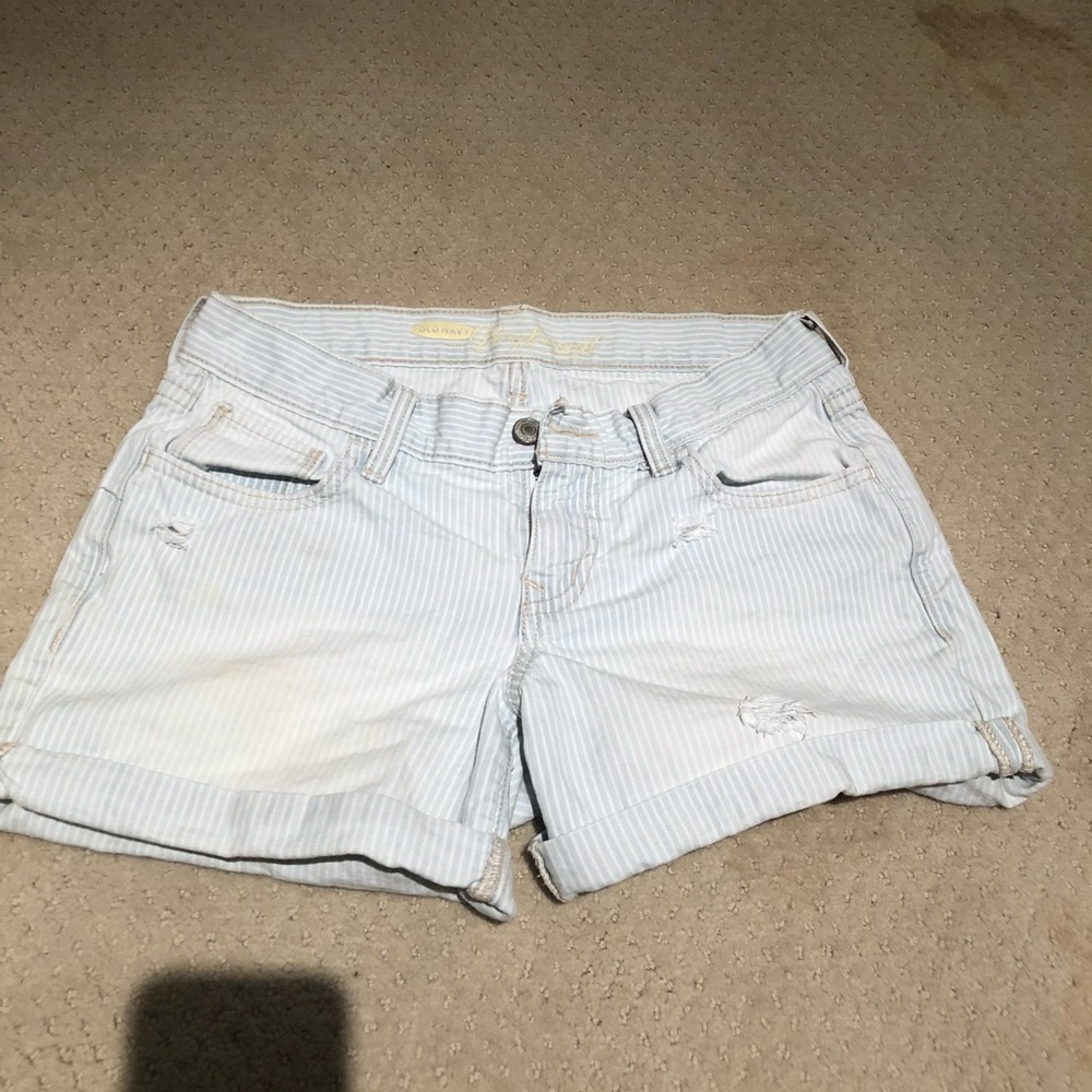 striped shorts